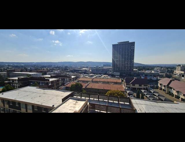 3 BEDROOM APARTMENT FOR SALE IN BEDFORD GARDENS